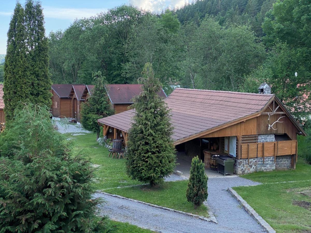 Gyopar Wooden Houses Izvoare  Exterior foto